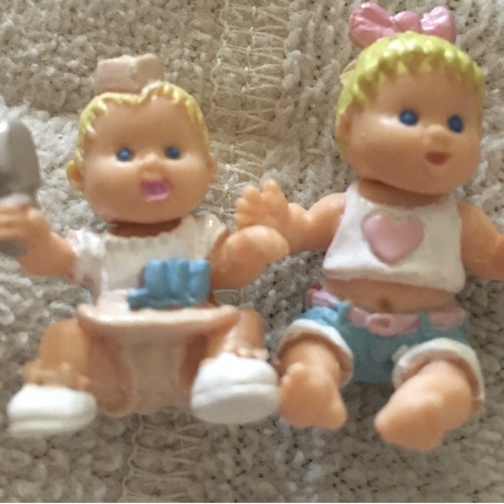 2 Mimi and the Goo Goos Baby Dolls From Playground Set Creamsicle & Pink Bow